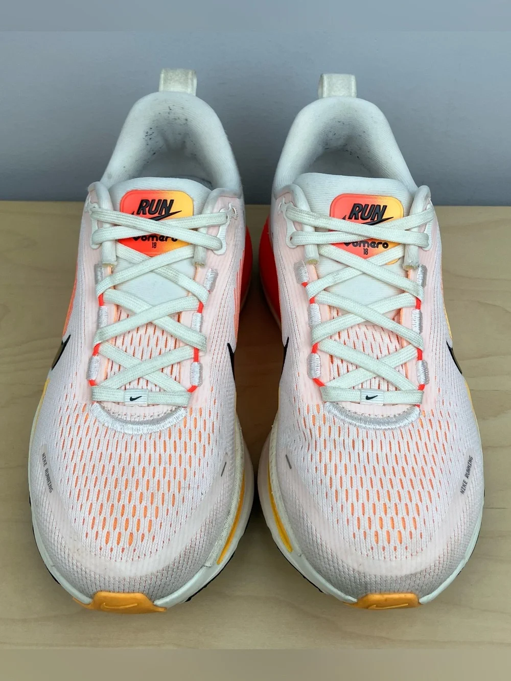 Nike Women’s Size 7.0 Air ZoomX Vomero 18 Sail Orange Athletic Running Shoes
